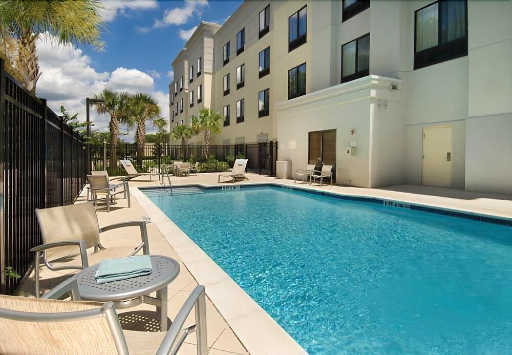 Springhill Suites By Marriott Jacksonville North I-95 Area Exteriör bild