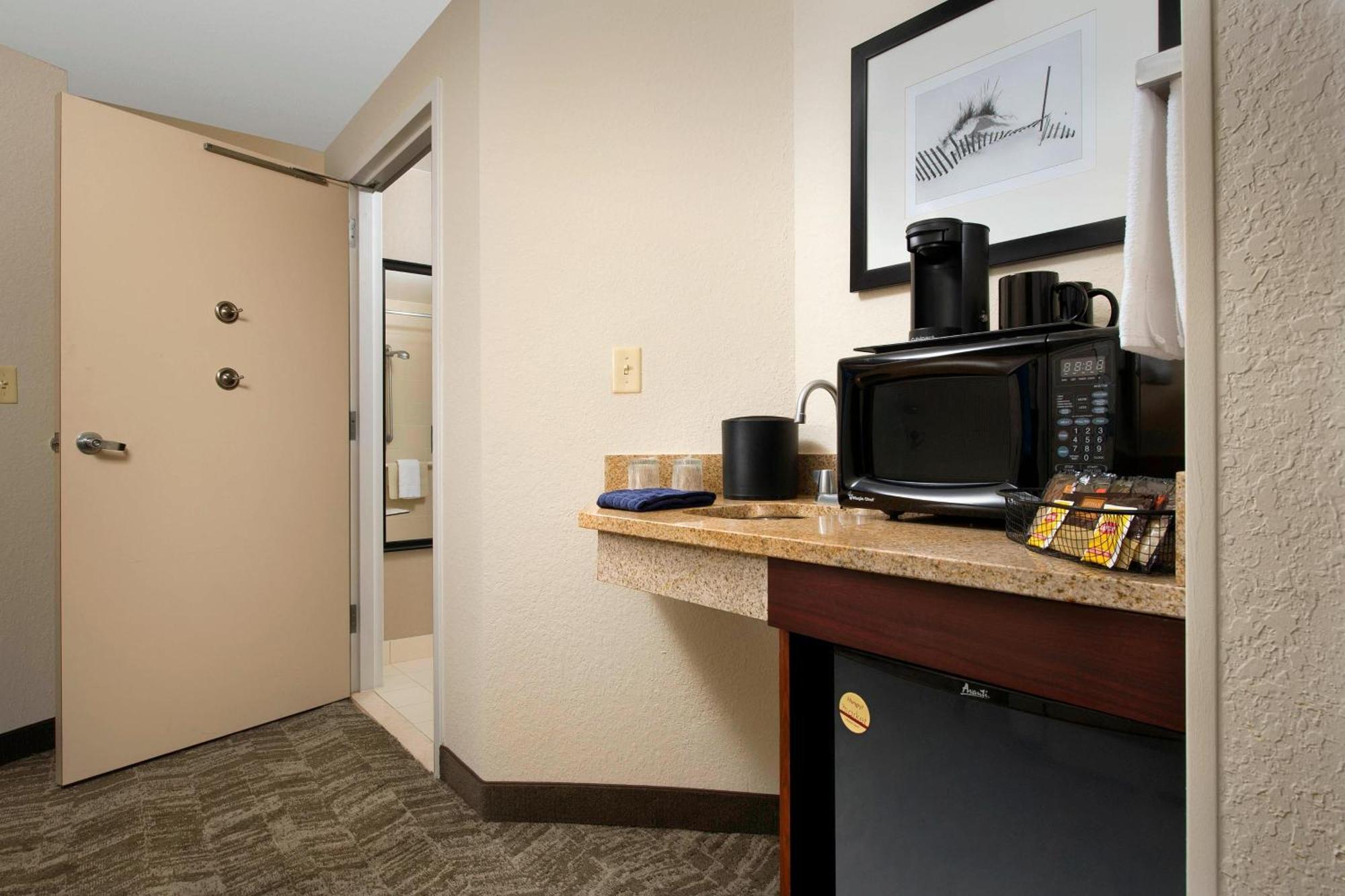 Springhill Suites By Marriott Jacksonville North I-95 Area Exteriör bild