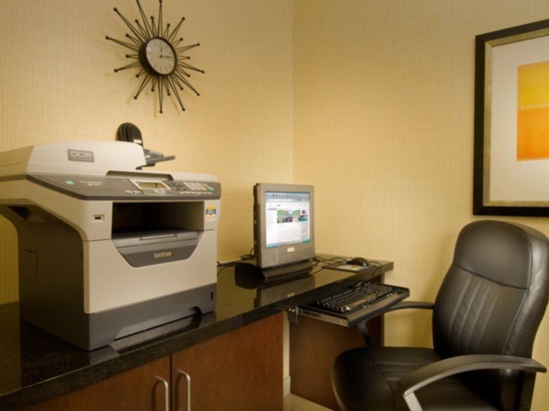 Springhill Suites By Marriott Jacksonville North I-95 Area Exteriör bild