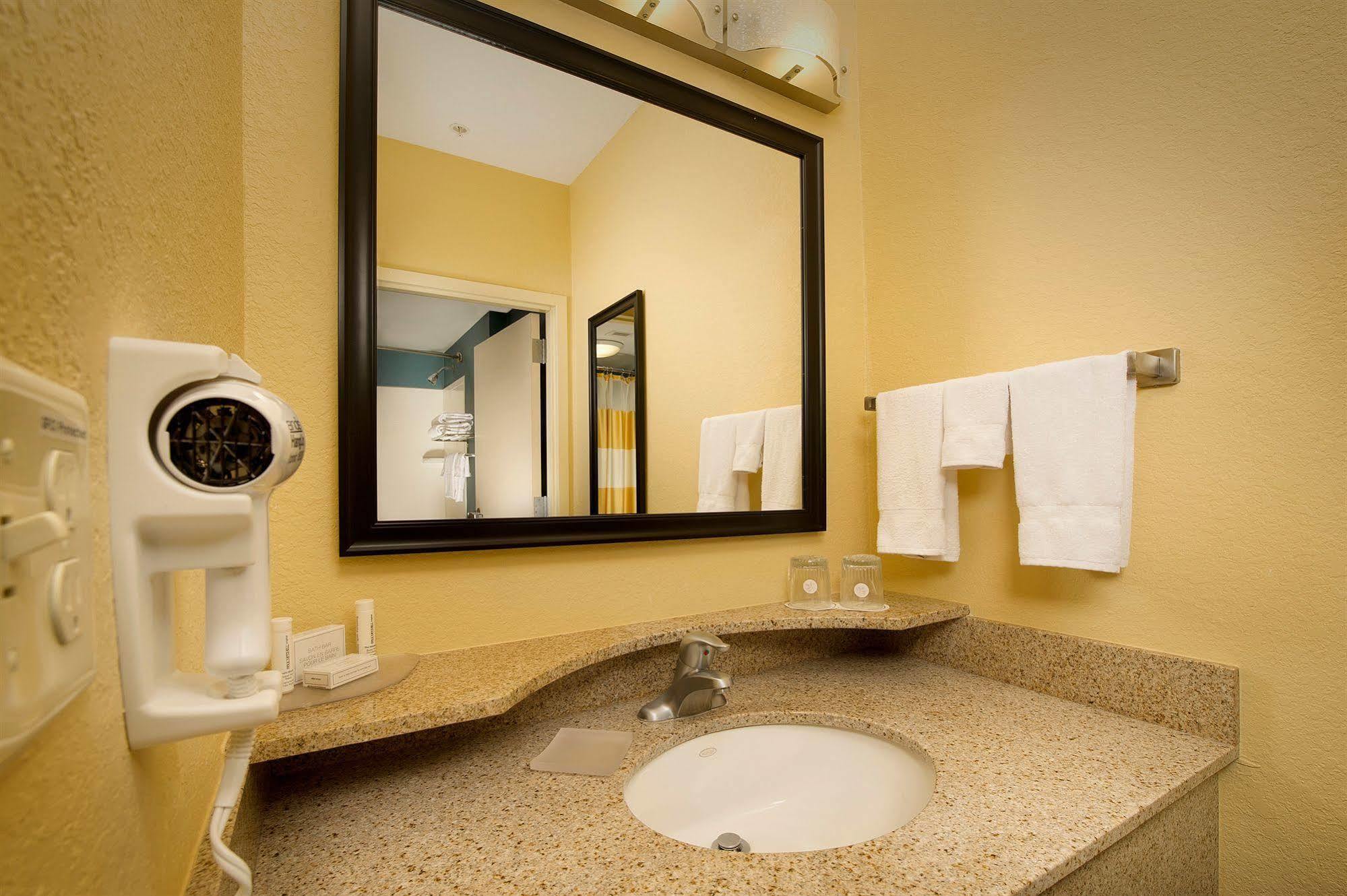 Springhill Suites By Marriott Jacksonville North I-95 Area Exteriör bild